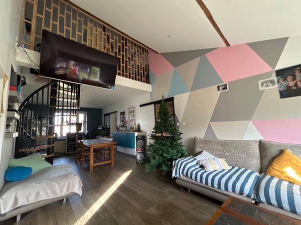 Longère de caractère à Saint-germain-du-plain de 195 m² avec grand terrain