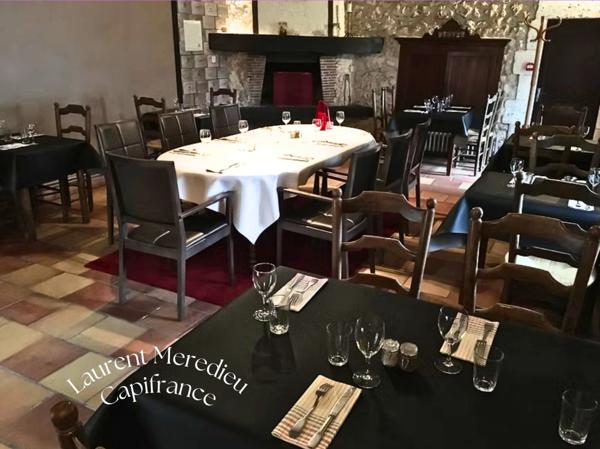 Fonds de commerce- HÔTEL RESTAURANT- à SAINT AIGULIN