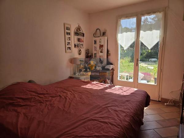 Vente                                                      Maison
                        
                     5 pièces                      99 m2                     à Mondragon