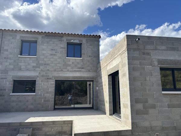Vente                                                      Maison
                        
                     4 pièces                      123 m2                     à Sorgues