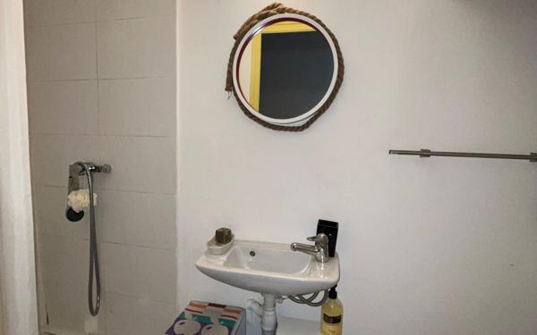 Appartement à louer    1 pièce • 10,44 m2 Marseille 2