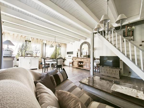 Maison T7 de caractère avec piscine et pool house