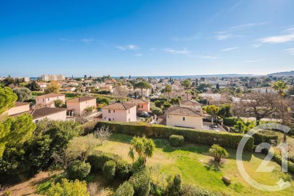 Appartement F4 à vendre  4 pièces - 102,84 m2 JUAN LES PINS - 06