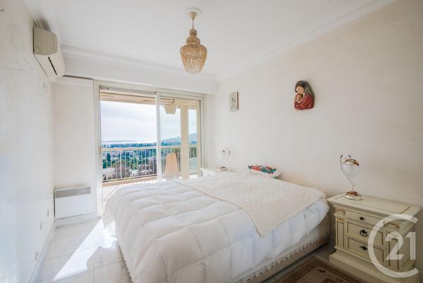 Appartement F4 à vendre  4 pièces - 102,84 m2 JUAN LES PINS - 06