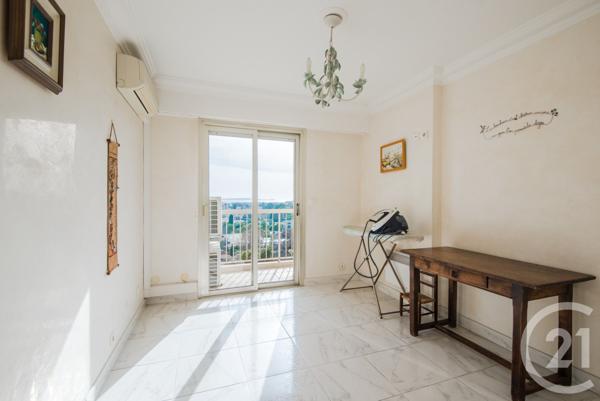 Appartement F4 à vendre  4 pièces - 102,84 m2 JUAN LES PINS - 06