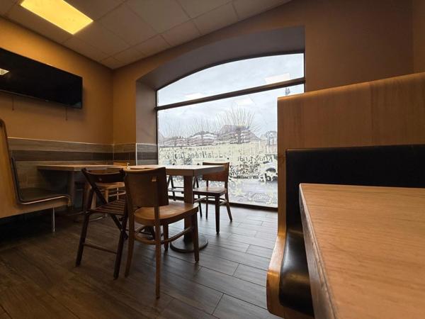 murs commerciaux à louer MELUN (77)