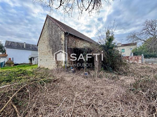 Maison et grange à réhabiliter.