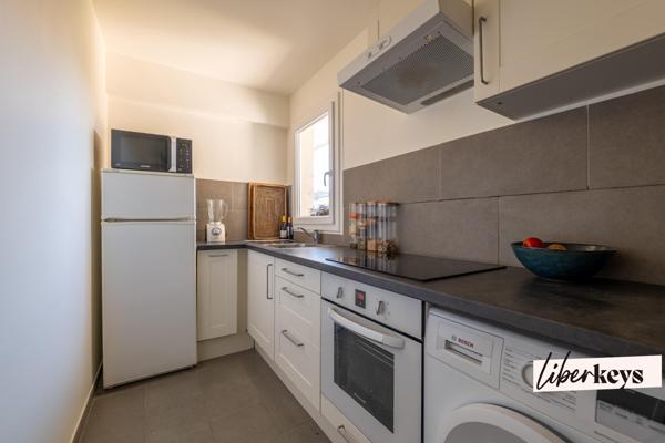 Quartier Vaugirard - 2 pièces avec balcon vue Tour Eiffel et Box 