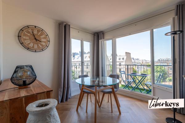 Quartier Vaugirard - 2 pièces avec balcon vue Tour Eiffel et Box 