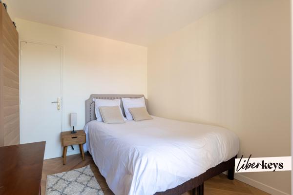 Quartier Vaugirard - 2 pièces avec balcon vue Tour Eiffel et Box 