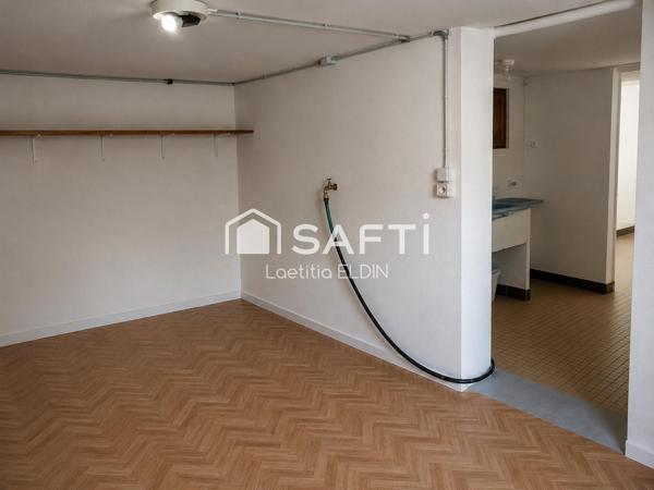 Saint-Ruf : Maison spacieuse, jardin, garage, cour