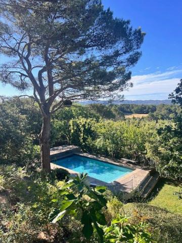 Maison d'exception sur 8000m2 environ de nature