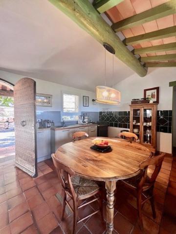 Maison d'exception sur 8000m2 environ de nature