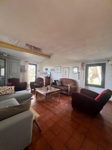 Maison d'exception sur 8000m2 environ de nature