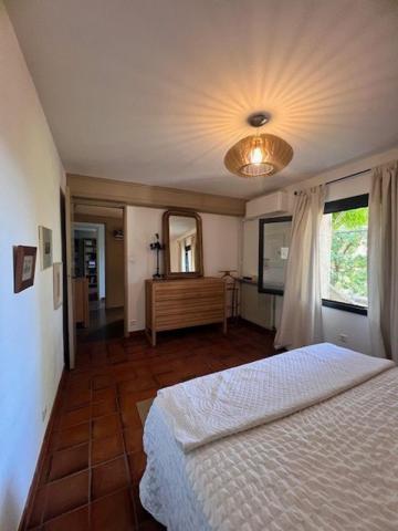 Maison d'exception sur 8000m2 environ de nature