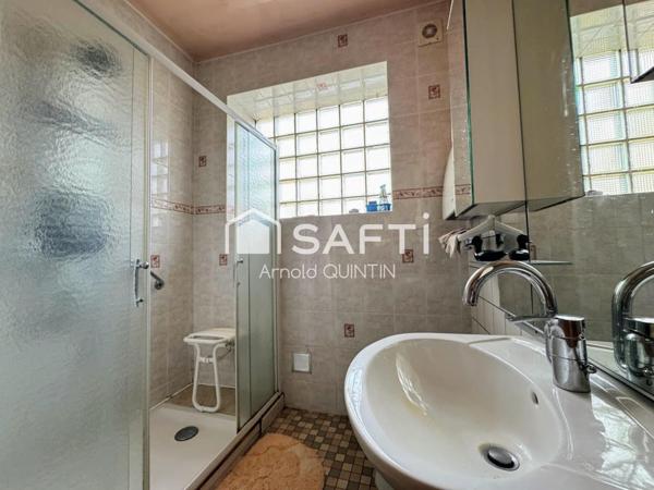 Maison de caractère avec 2 appartements indépendants – Dépendance – Terrain de 57 ares