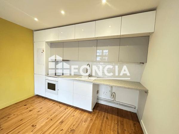 Location Appartement 2 pièces 42.67 m² - 4 RUE RENÉ BARTHÉLEMY Montrouge 92120