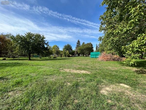 Terrain à Batir à vendre à Ardentes dans l'Indre (36120), ref : JA/655   
Les loges de Dressais