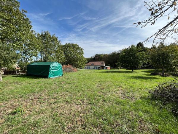 Terrain à Batir à vendre à Ardentes dans l'Indre (36120), ref : JA/655   
Les loges de Dressais