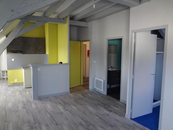 Appartement 2 pièces à louer Châtellerault - 86100 / Réf: 618-3