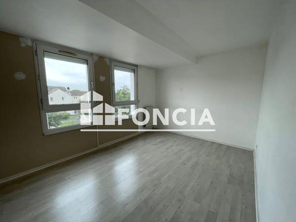 Location Appartement 4 pièces 84.93 m² - 19/39 RUE CLAUDE ROUGET DE LISLE Acheres 78260