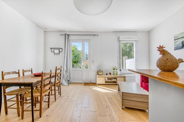 Maison
         10 pièces
        - 235 m² Bien prestige