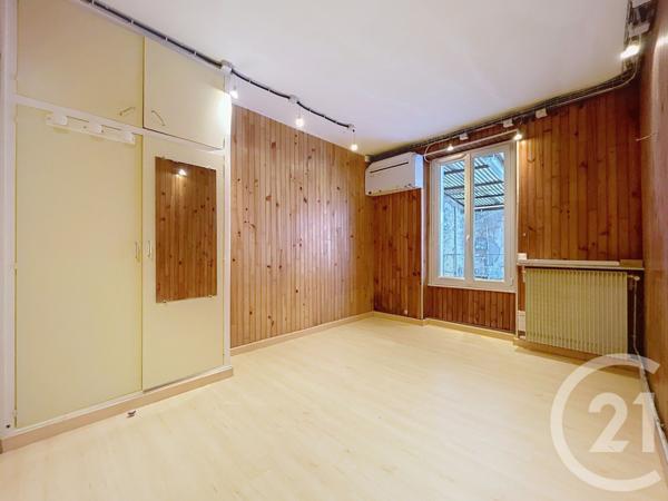 Appartement F2 à vendre  2 pièces - 32,50 m2 LE KREMLIN BICETRE - 94