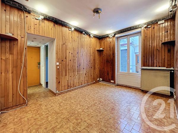 Appartement F2 à vendre  2 pièces - 32,50 m2 LE KREMLIN BICETRE - 94