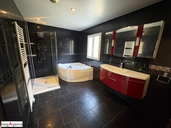 Maison à LA CHEVROLIERE, 44118 - 4 pièces 176m²