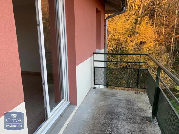 Appartement à louer 2 pièces 51.75m² Bonneville (74130)