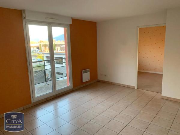Appartement à louer 2 pièces 51.75m² Bonneville (74130)