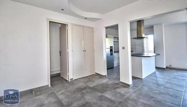 Appartement à louer 3 pièces 87m² Foulayronnes (47510)