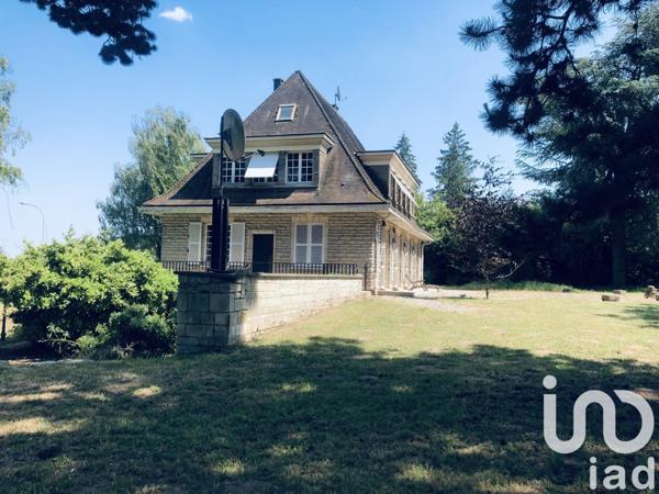 Maison à vendre 10 pièces 238 m² Cuts