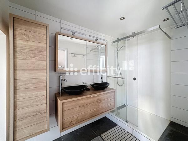 Appartement 5 pièces - 129 m² Exclusivité efficity