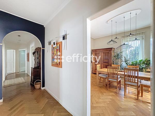 Appartement 5 pièces - 129 m² Exclusivité efficity