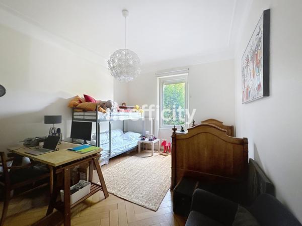 Appartement 5 pièces - 129 m² Exclusivité efficity