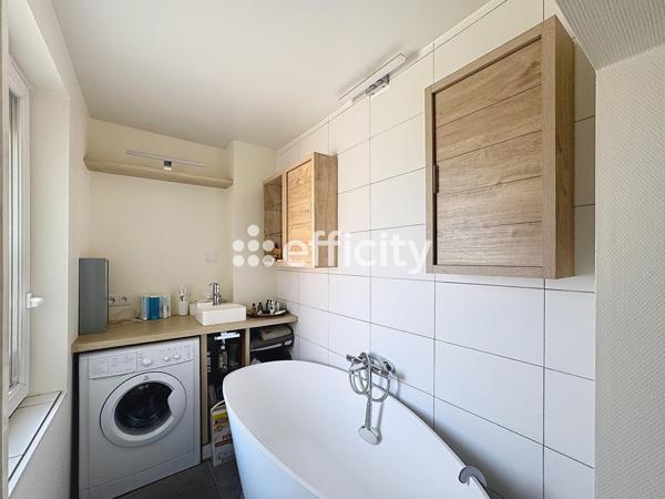 Appartement 5 pièces - 129 m² Exclusivité efficity