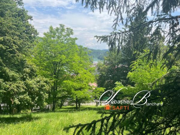 Terrain 875m² Valserhône