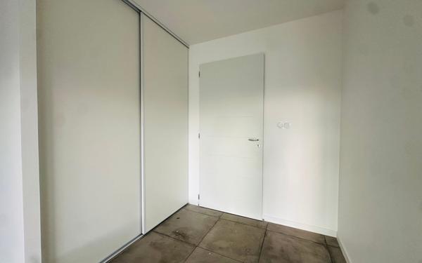 Maison à louer    4 pièces • 120 m2 Longages