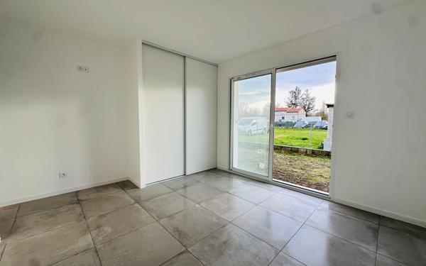 Maison à louer    4 pièces • 120 m2 Longages