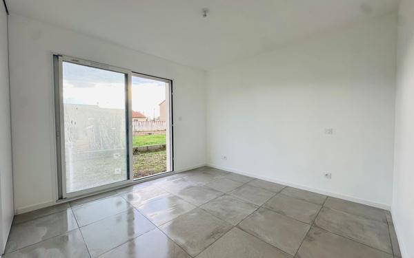 Maison à louer    4 pièces • 120 m2 Longages