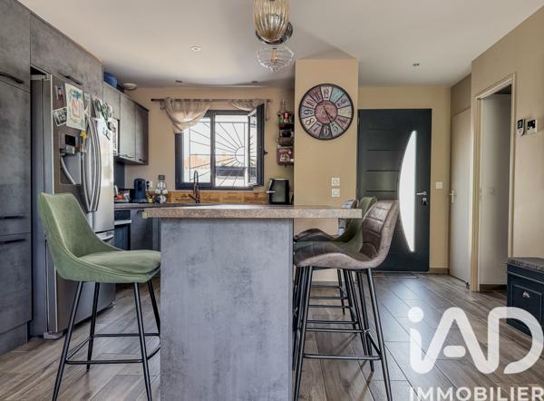 Maison à vendre 4 pièces 87 m² Cuers