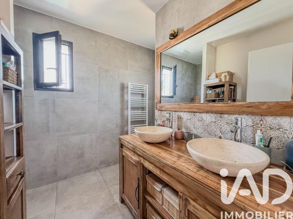 Maison à vendre 4 pièces 87 m² Cuers