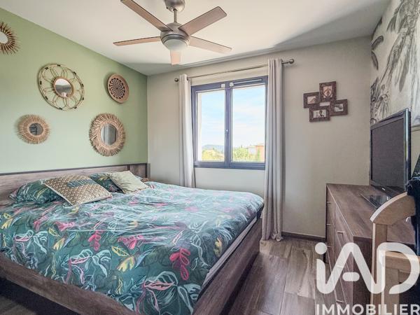 Maison à vendre 4 pièces 87 m² Cuers