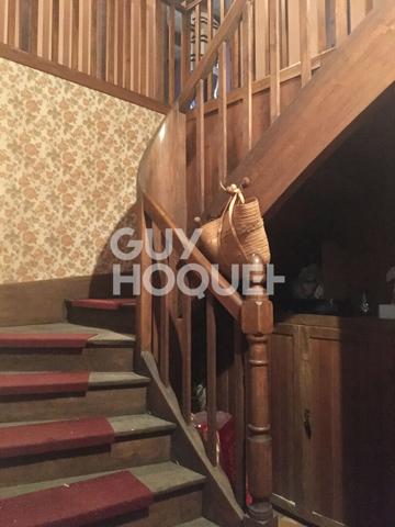 Maison sur 2000 m² A RENOVER