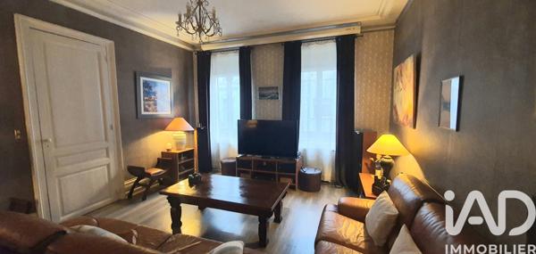 Maison à vendre 10 pièces 250 m² Le Cateau-Cambrésis