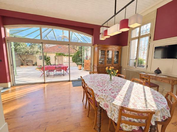 Maison de caractère de 337 m² – 10 pièces, 7 chambres et jardin