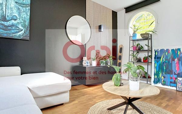 Maison à vendre    5 pièces • 194 m2 Issy-les-Moulineaux