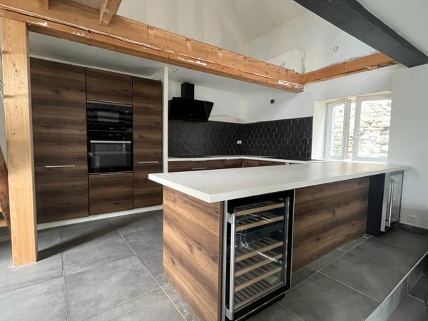 Maison avec garage et terrain à LAMARQUE-PONTACQ (65)