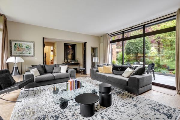 Demeure cosy, charme et environnement de tout premier plan secteur BARBIEUX